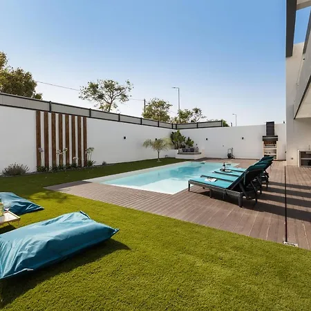 Be Glow Villa